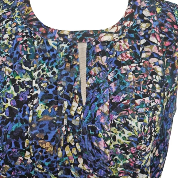 CABI Stained Glass Keyhole Layered Blouse In Medium - Picture 3 of 9